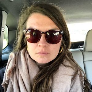 Meet your Posher, Victoria